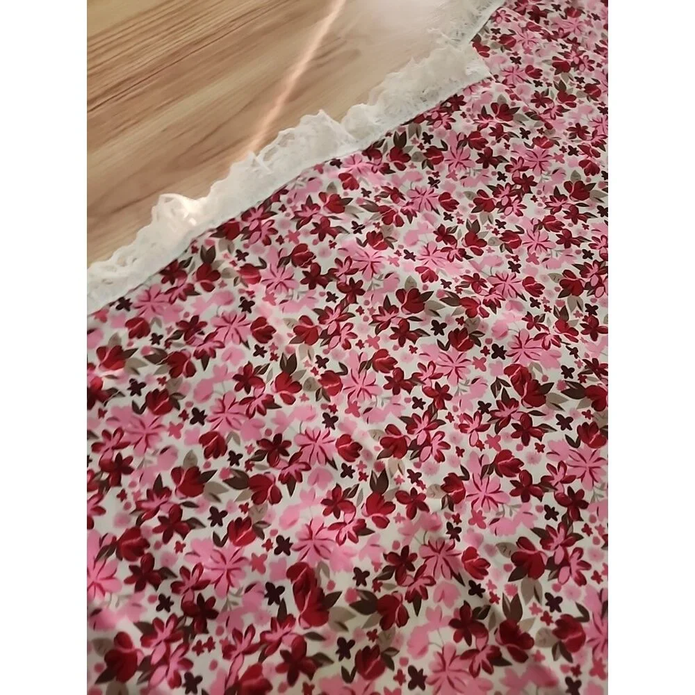 2 King Size Handmade Pillowcases  Lace Trim Red Pink Floral Romantic‎ Valentines